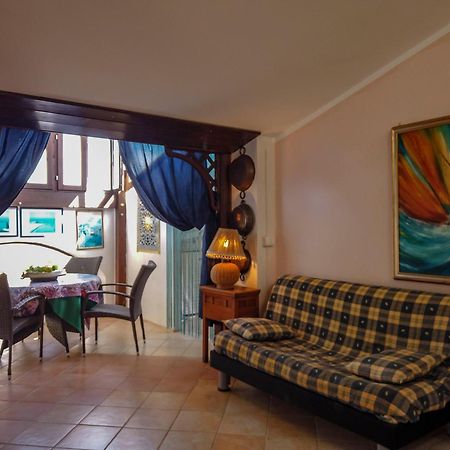 Villa Antonio Calderisi เวียสเต ภายนอก รูปภาพ