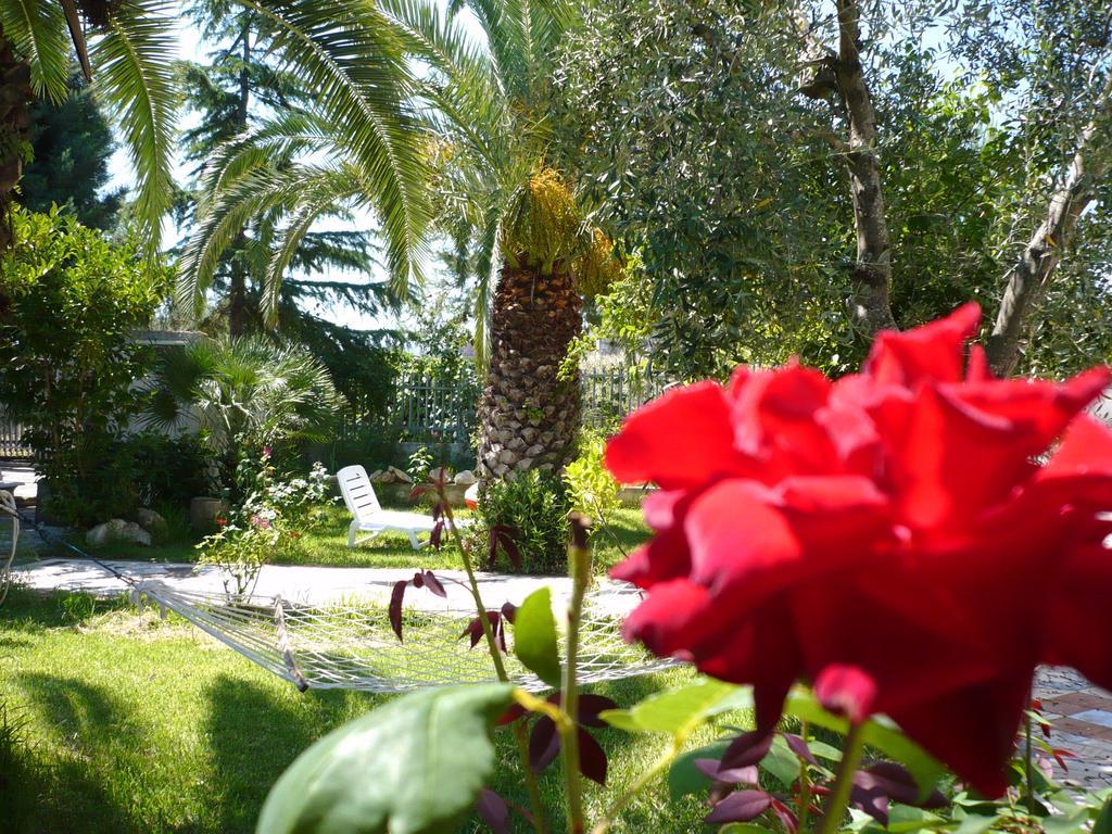 Villa Antonio Calderisi เวียสเต ภายนอก รูปภาพ