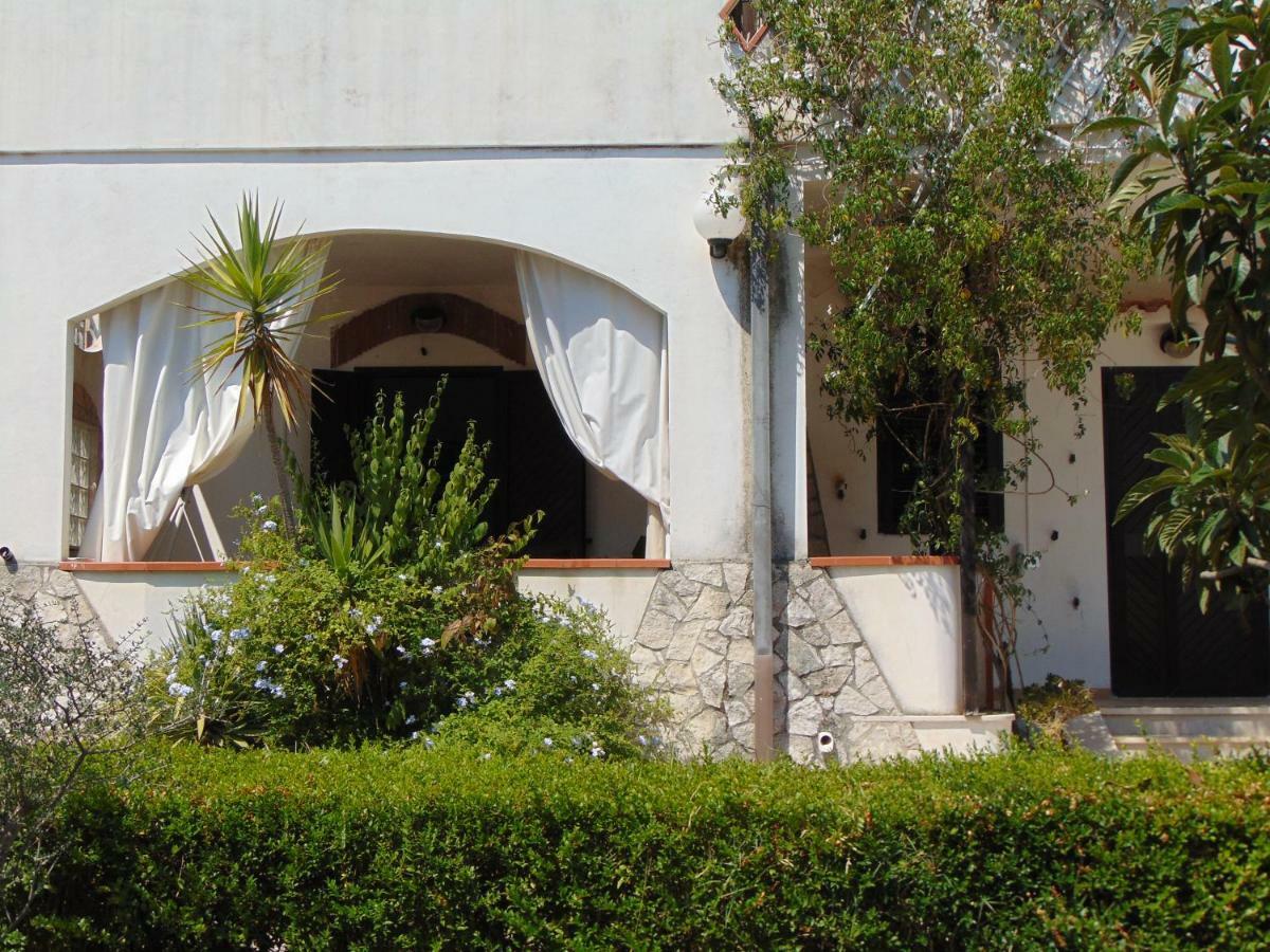 Villa Antonio Calderisi เวียสเต ภายนอก รูปภาพ