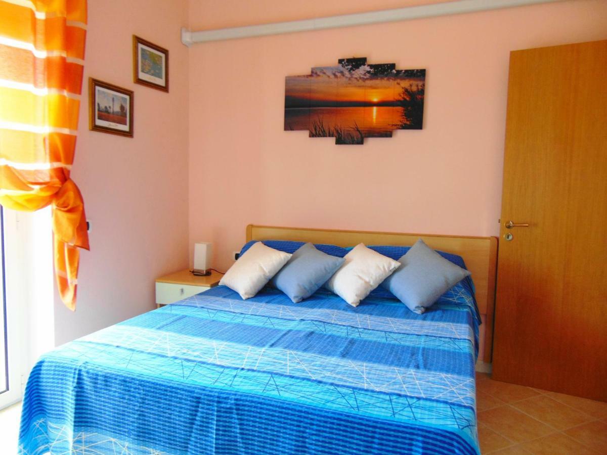 Villa Antonio Calderisi เวียสเต ภายนอก รูปภาพ